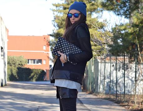 Blue sunglasses,blue beanies