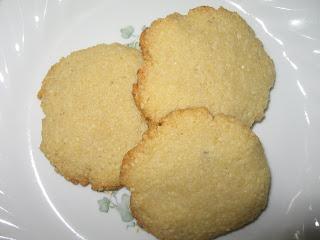 Biscotti mais e mandorle