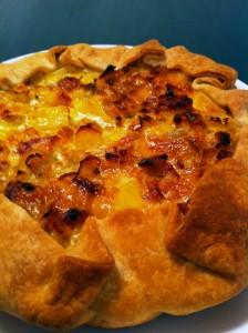 Quiche al bacon, porri e fontina