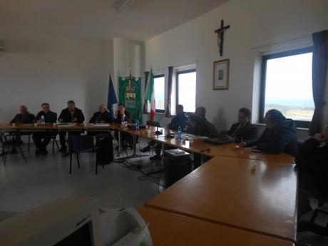 CALOPEZZATI emerg. rifiuti . assemblea sindaci 