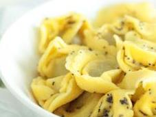 Tortellini bianco rosmarino semi papavero