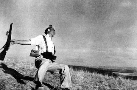 (c) Robert Capa - Magnum