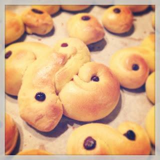 La ricetta dei Lussebullar , le briochine speziate