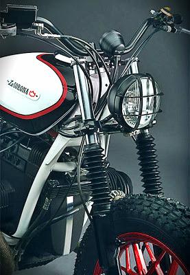 R100RS by La Corona... in red???