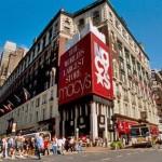 Macy’s chiuderà 6 dei suoi grandi negozi: “Non rispondono alle nostre esigenze”