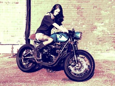 Sofi and her CB550