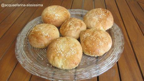 hamburger di tofu alle erbe con maionese di tofu