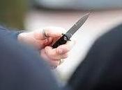 Rapina quartiere Lucento Accoltellano proprietario fuggono euro