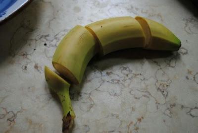 Banana split bites
