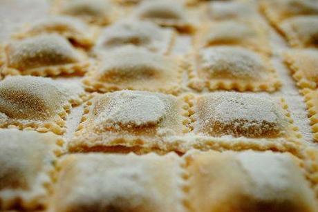 Ravioli con ripieno di porcini e patate