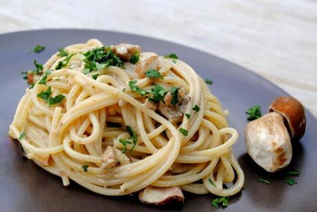 Boscaiola con gherigli di noce