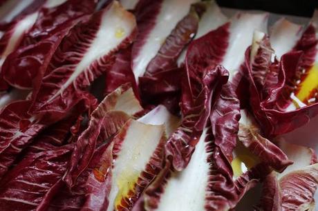 DI RADICCHIO AL FORNO E HAMBURGER VEGETARIANI