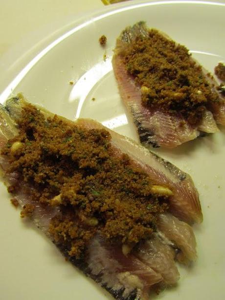 Sarde alla Beccafico su Zucca e Cipolle di Tropea Caramellate .