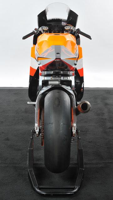 Suter MMX M.Marquez 2012