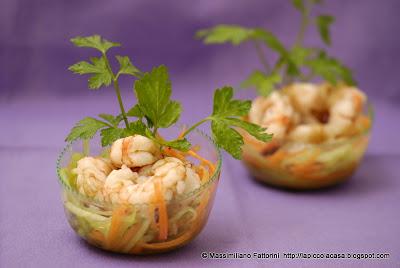 Le ricette per un mondo capovolto: Nido di verdure con gamberi e vinaigrette all'aceto balsamico