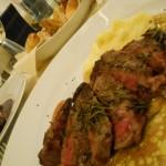 ricetta con salsa di Chianti Classico e pepe nero 	  € 24,00  Carne WAGYU ''tipo KOBE''  Entrecote sulla brace con olio al rosmarino e sale nero delle Hawaii