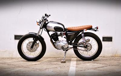 Triumph Tiger by Studio Motors