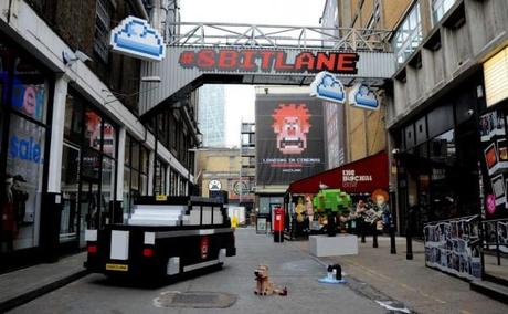 ambient-ralph-spaccatutto-london-8-bit-lane