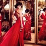 Calendario Campari 2013, Penelope Cruz in rosso gioca con le superstizioni