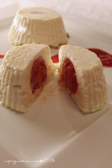 Sformatini di ricotta con cuore di pomodoro