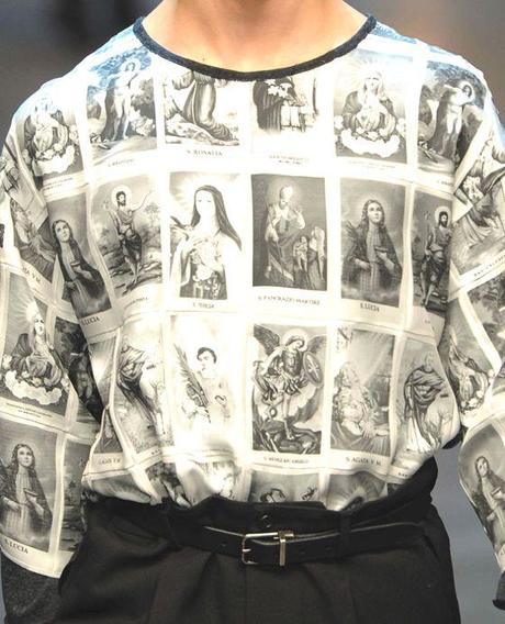 ICONOGRAFIA RELIGIOSA NELLE STAMPE E RICAMI DELLA COLLEZIONE UOMO A/I 2013/14 di DOLCE & GABBANA