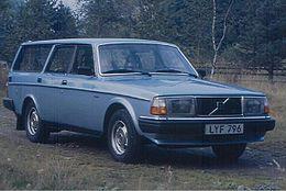 Volvo 245 - Requiem a quattro ruote