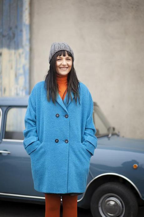 A blue and orange outfit before the rain