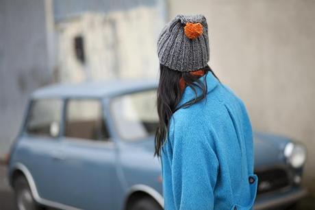 A blue and orange outfit before the rain