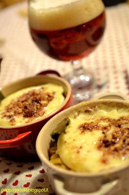 Spatzle alla birra con tomino e mandorlato