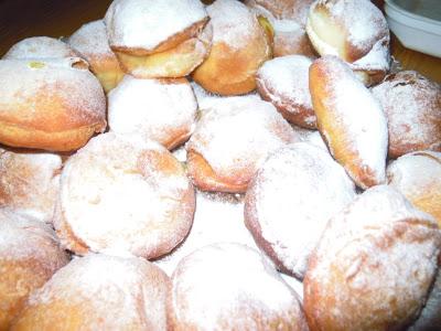 Bomboloni con crema pasticcera