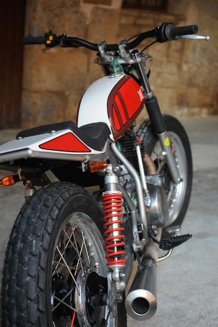 Yamaha SR 250 by Reborn Motors