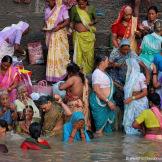 Viaggio nella mistica Varanasi sulle rive del Gange