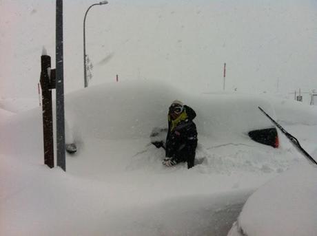 SPAGNA: APOCALISSE DI NEVE SUI PIRENEI