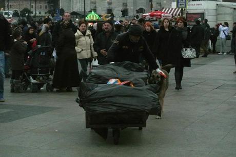 Istanbul, istantanea su un gesto d'amore....snapshot of an act of love