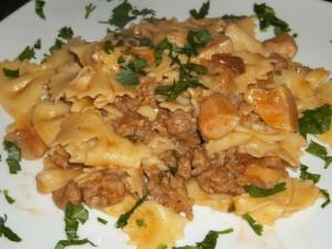 Farfalle con salsiccia