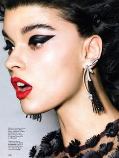 Crystal Renn in Dolce & Gabbana su Allure Russia