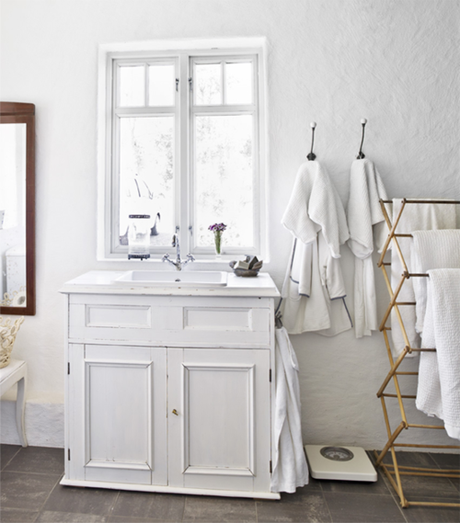 Idee per un bagno total white….total white bathrooms