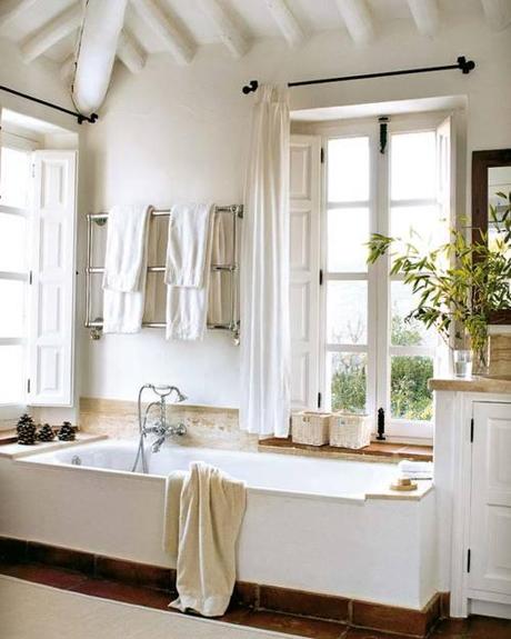 Idee per un bagno total white….total white bathrooms