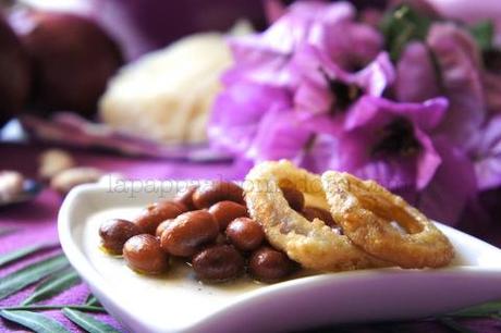 Fagioli al vapore con mousse di parmigiano e cipolla croccante