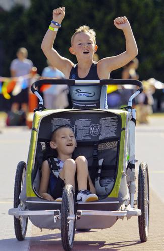 Long brothers disability triathlon