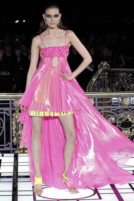 Paris Haute Couture - Versace...Couture o trash?