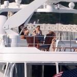 Jennifer Lopez in barca05