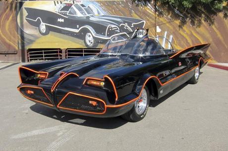 La Batmobile degli anni ’60 battuta all’asta per 4,6 milioni di Dollari