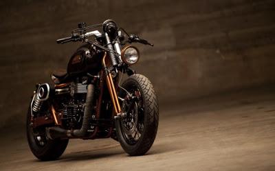 Triumph Bonneville Essentia Officine GP Design