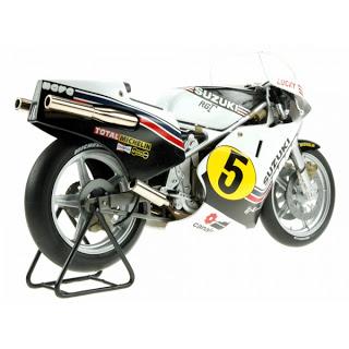 Suzuki RGV500 nº 5 Marco Luchinelli (1981) Altaya 1/12