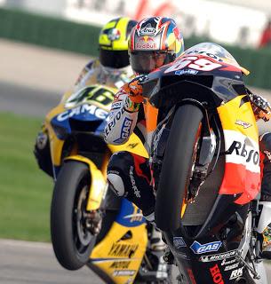 Valentino Rossi 2006 Camel YRT-Yamaha YZR-M1