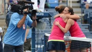 Errani e Vinci in semifinale di doppio, Seppi out Errani e Vinci in semifinale di doppio, Seppi out