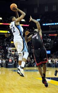 103889216GH009_MIAMI_HEAT_V