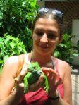 Anna con una Crested Iguana