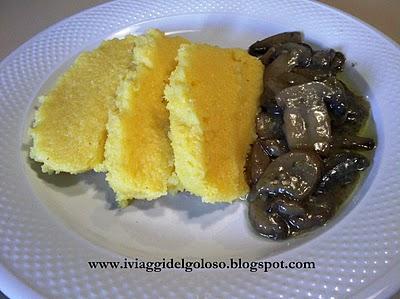 POLENTA E  FUNGHI